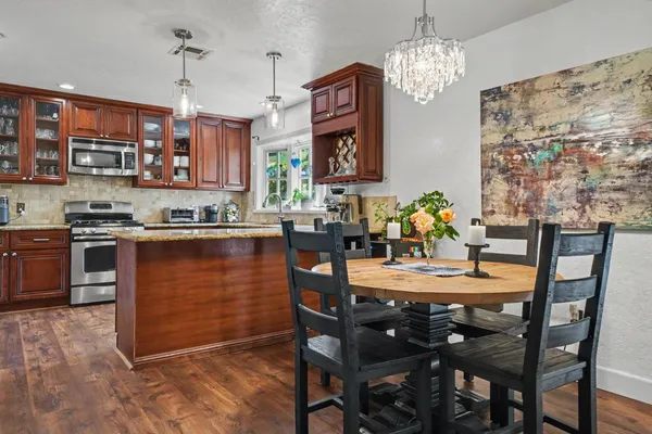 $575,000 | 2 Vista Court, Sutter Creek, CA 95685
