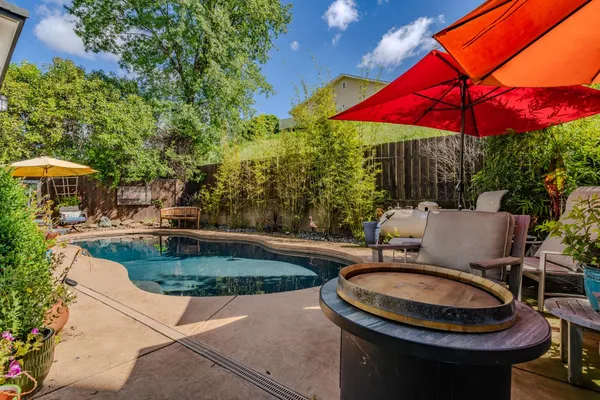 $575,000 | 2 Vista Court, Sutter Creek, CA 95685