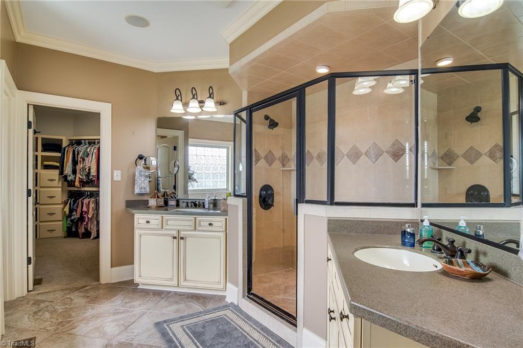 7802 Irene Lane Oak Ridge, NC 27310 - Photo 14 of 27