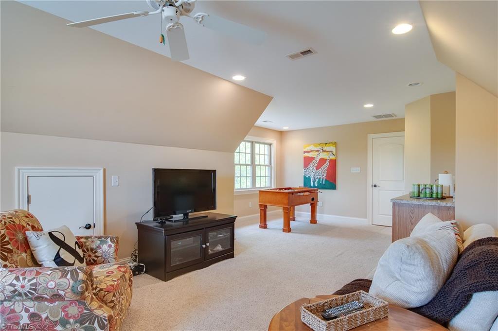 7802 Irene Lane Oak Ridge, NC 27310 - Photo 22 of 27