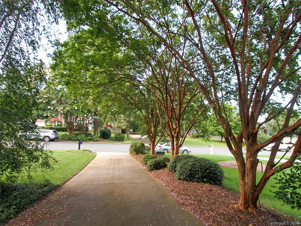 689 Highland Ridge Road Mooresville, NC 28115 - Photo 2 of 32 Gallery Image 2