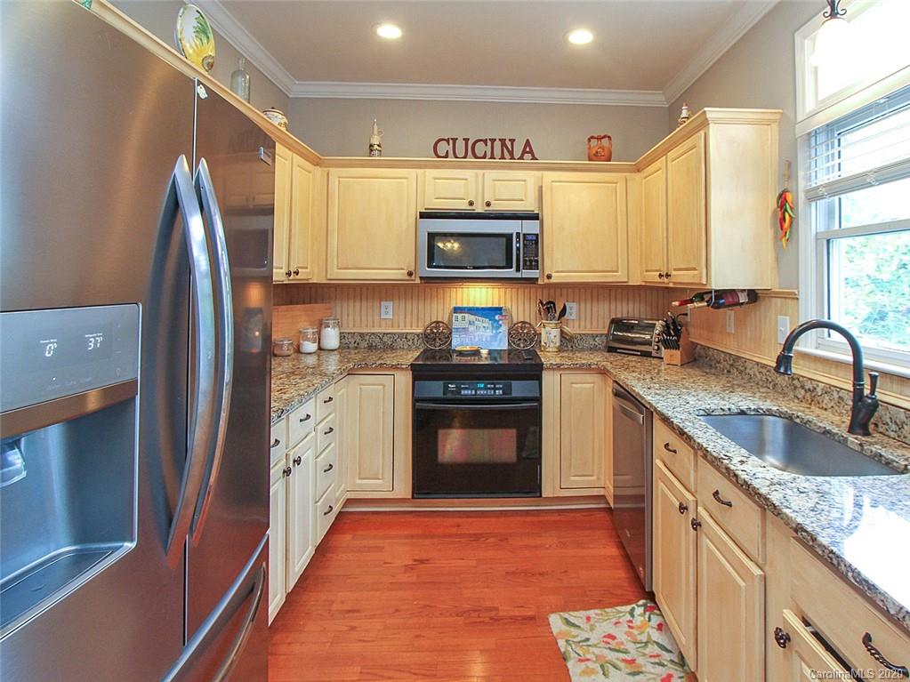 689 Highland Ridge Road Mooresville, NC 28115 - Photo 3 of 32 Gallery Image 3