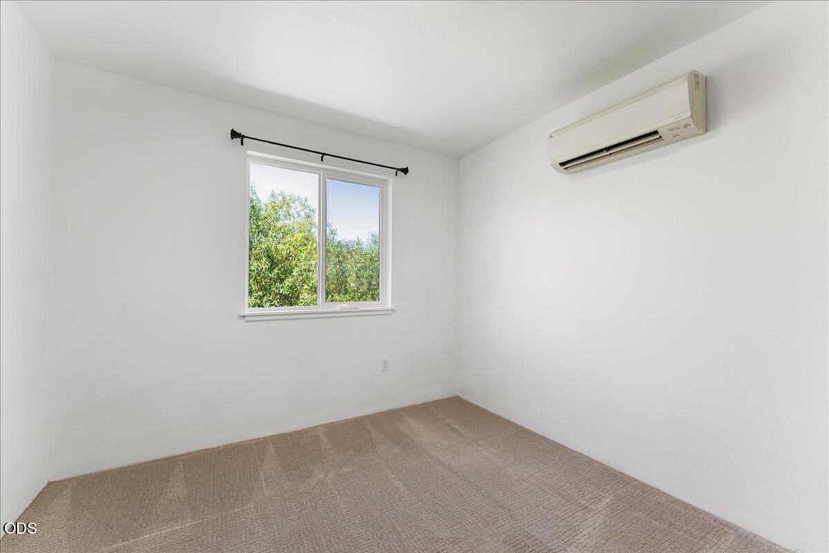 610 North Main Street, Unit 4D Phoenix, OR 97535 - Photo 17 of 20