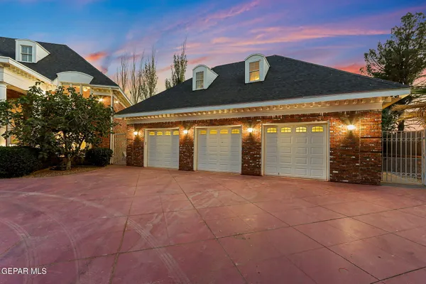 $899,000 | 624 Mt Cristo Rey Lane, El Paso, TX 79922