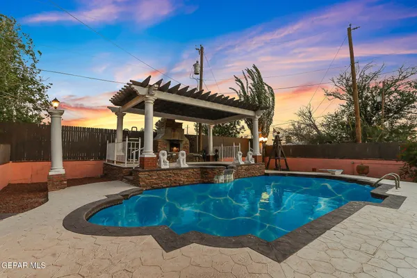 $899,000 | 624 Mt Cristo Rey Lane, El Paso, TX 79922