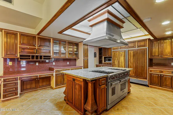 $899,000 | 624 Mt Cristo Rey Lane, El Paso, TX 79922