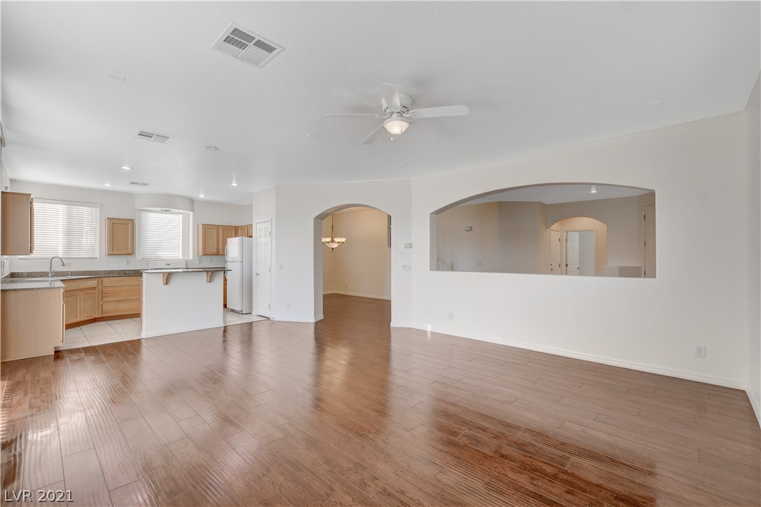 465 Foster Springs Road Las Vegas, NV 89148 - Photo 14 of 42 Gallery Image 14