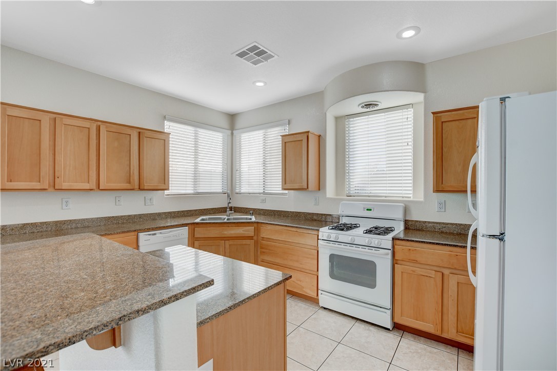 465 Foster Springs Road Las Vegas, NV 89148 - Photo 16 of 42 Gallery Image 16