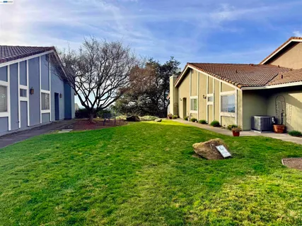$748,000 | 123 Ironwood, Oakland, CA 94605