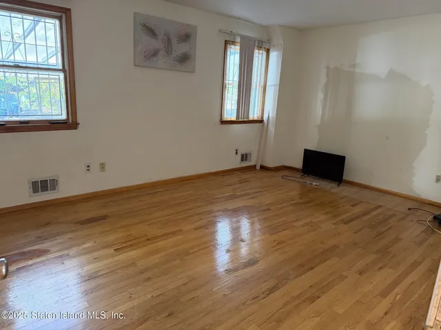 $1,649,000 | 19 Woodlawn Avenue | Grasmere