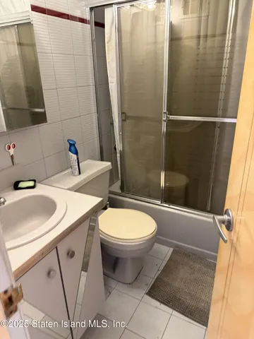 $1,649,000 | 19 Woodlawn Avenue | Grasmere