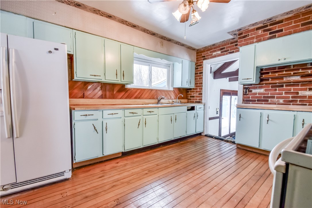 1478 Bennett Road Madison, OH 44057 - Photo 10 of 40