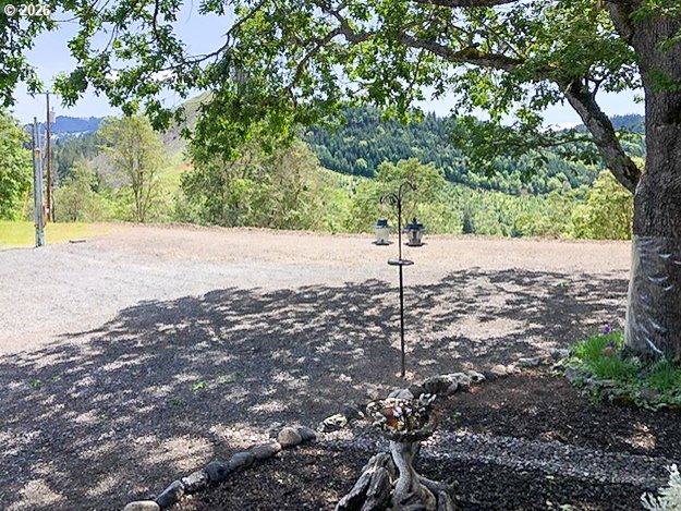 5956 Buckhorn Road Roseburg, OR 97470 - Photo 30 of 42