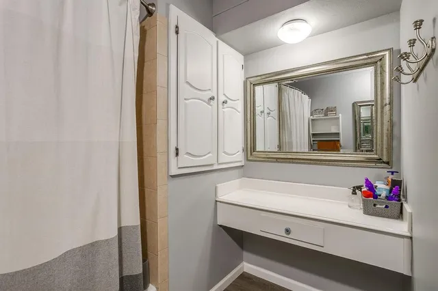 $279,900 | 301 Lena Lane, Burleson, TX 76028