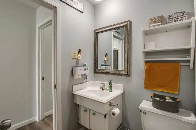 $279,900 | 301 Lena Lane, Burleson, TX 76028