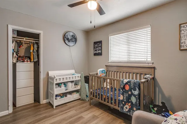 $279,900 | 301 Lena Lane, Burleson, TX 76028