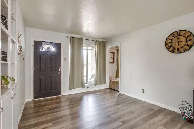 $279,900 | 301 Lena Lane, Burleson, TX 76028