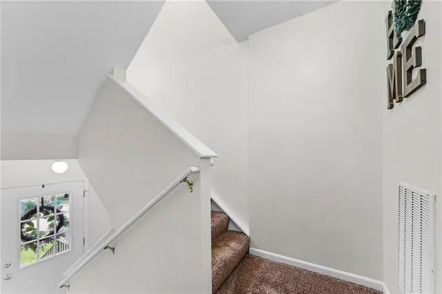 a view of entryway and workspace