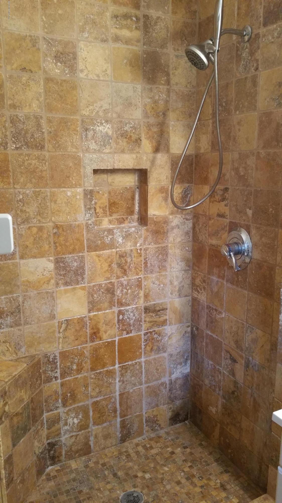 3143 Sandhurst Road East Jacksonville, FL 32277 - Photo 15 of 27 20151026_154508