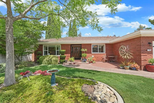 $589,000 | 1909 West Vine Street, Lodi, CA 95242