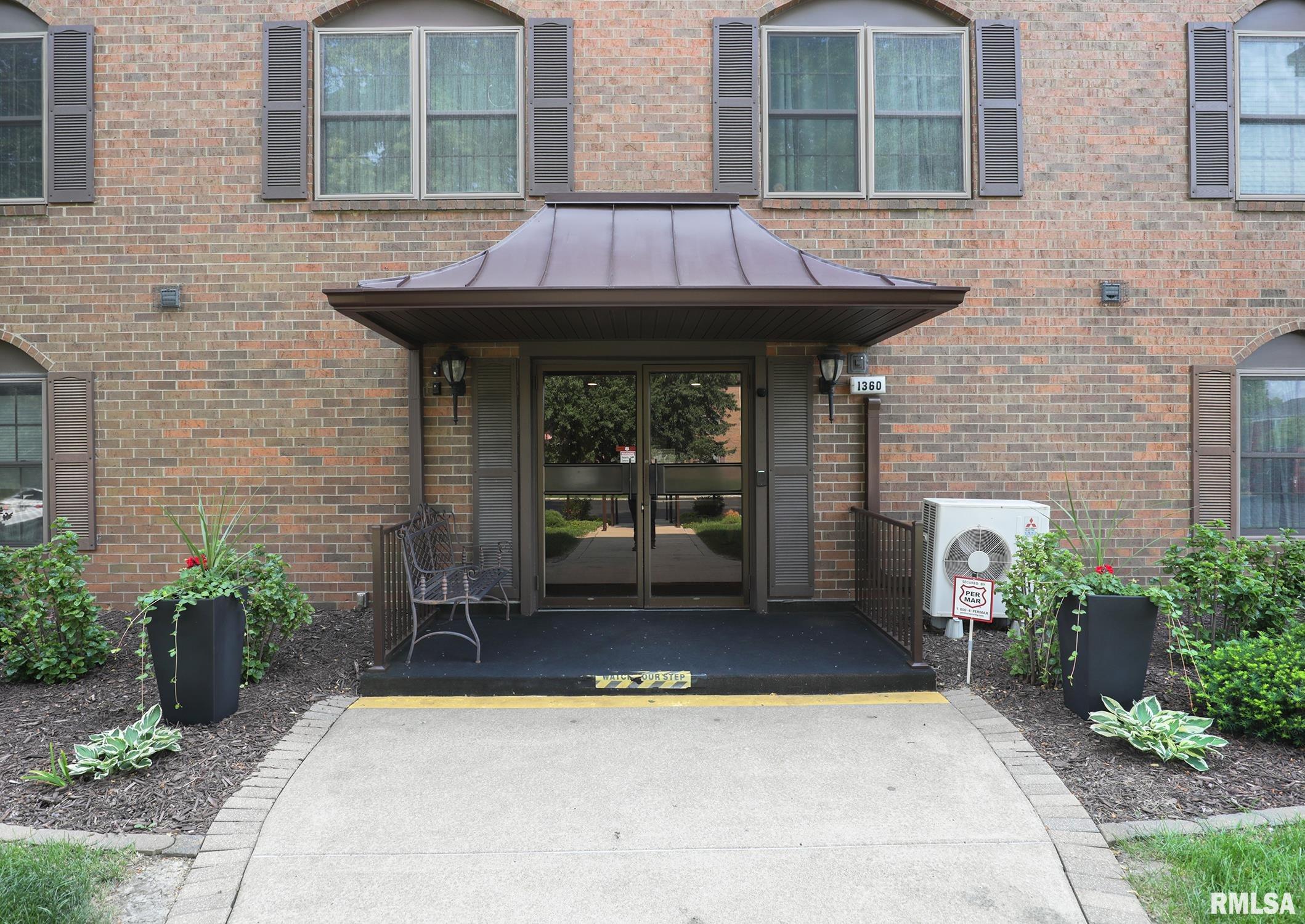1360 Kimberly Ridge Road, Unit 313 Bettendorf, IA 52722 - Photo 2 of 38 Gallery Image 2