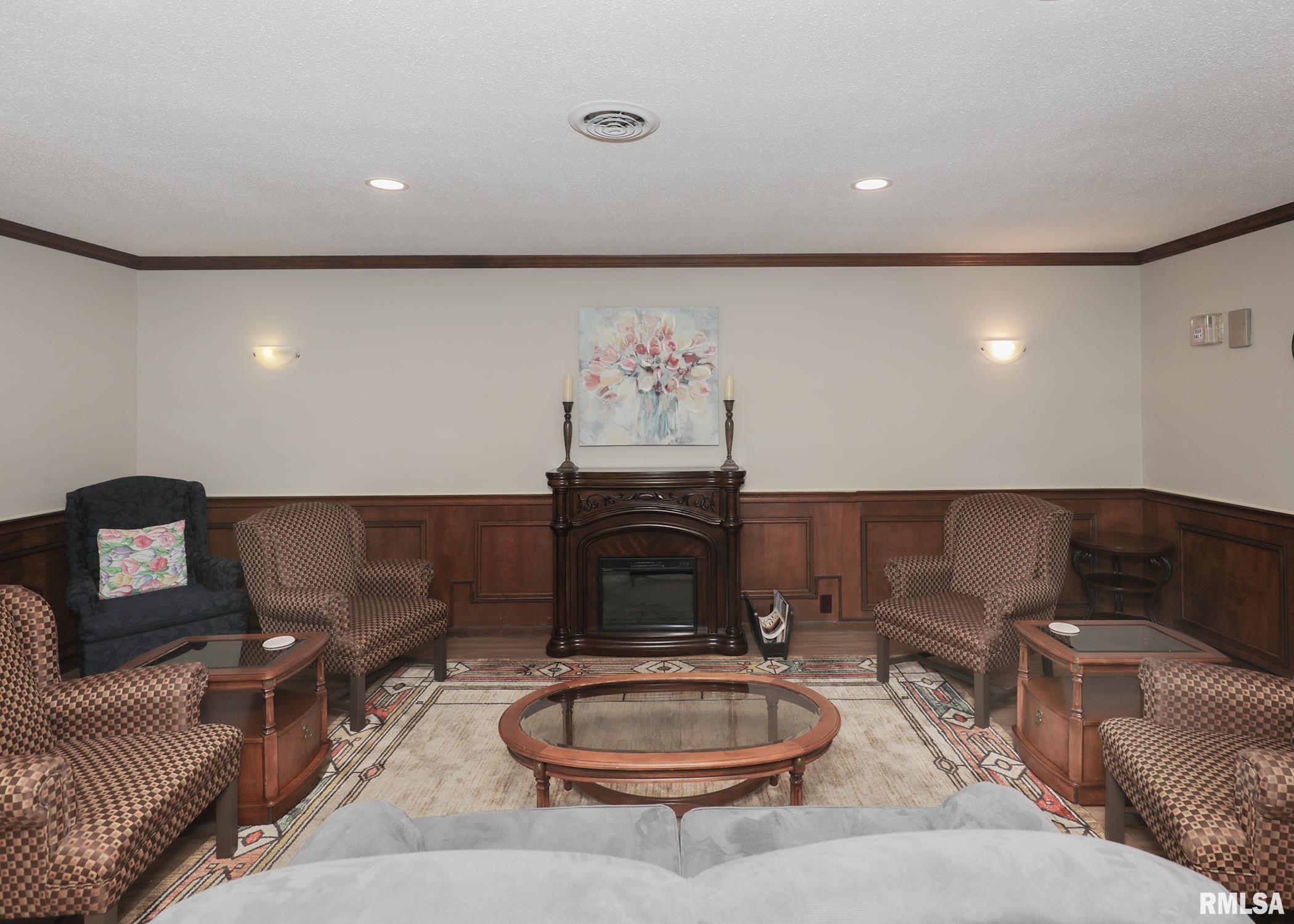 1360 Kimberly Ridge Road, Unit 313 Bettendorf, IA 52722 - Photo 6 of 38 Gallery Image 6
