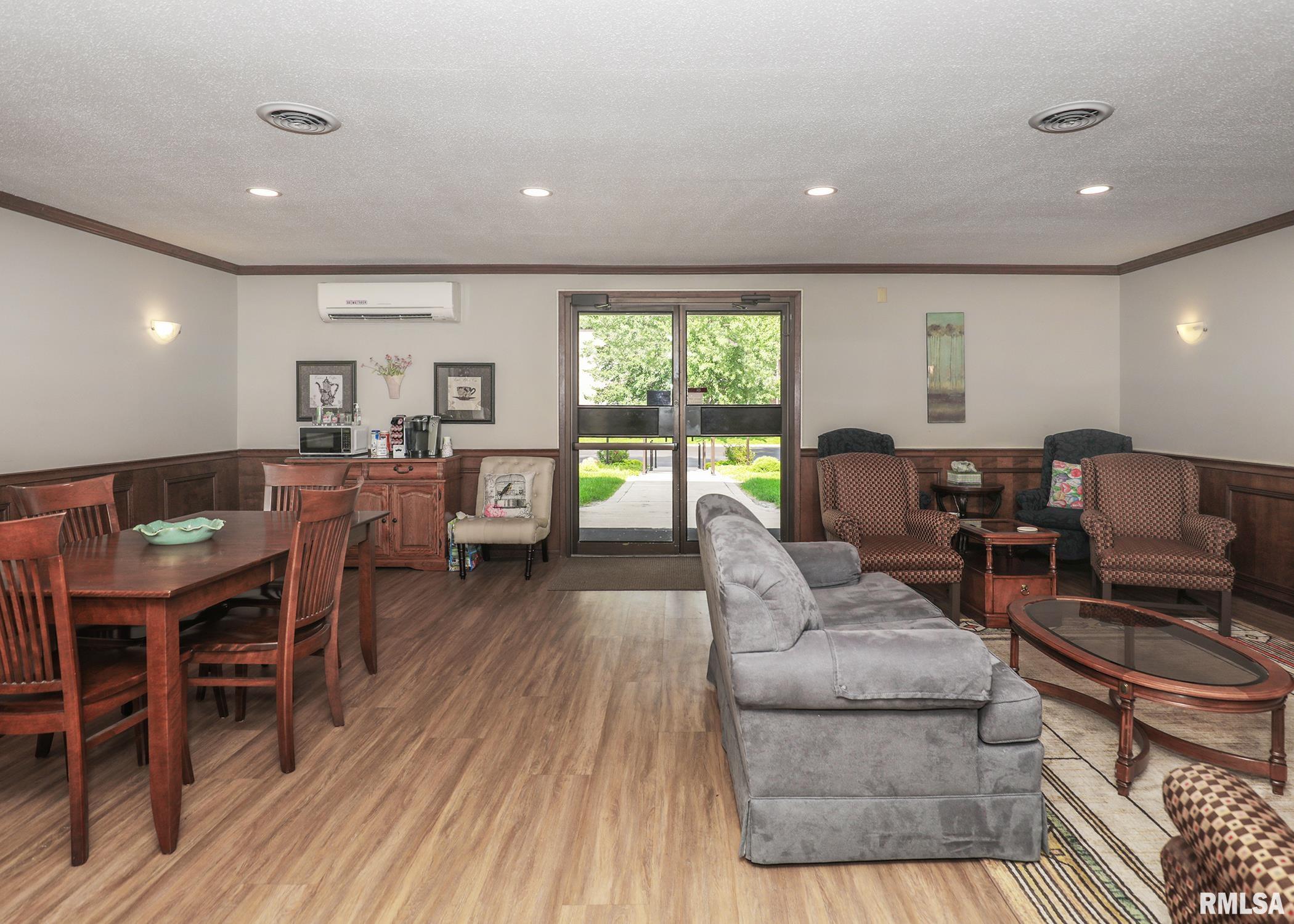 1360 Kimberly Ridge Road, Unit 313 Bettendorf, IA 52722 - Photo 7 of 38 Gallery Image 7