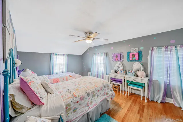 $625,000 | 64 East Chester Street, Valley Stream, NY 11580