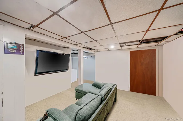 $625,000 | 64 East Chester Street, Valley Stream, NY 11580