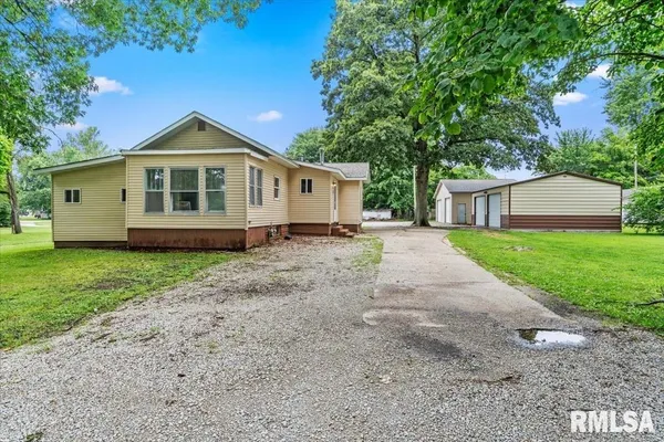 $165,000 | 708 North 4th Street, Auburn, IL 62615