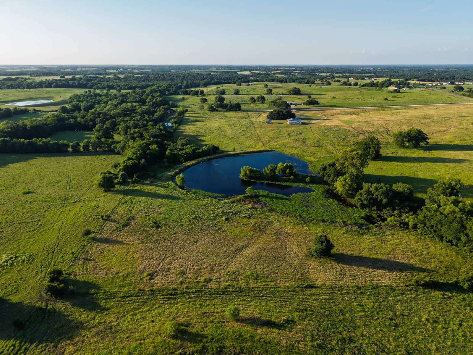 8531 Tottenham Road Bellville, TX 77418 - Photo 8 of 10 Gallery Image 8