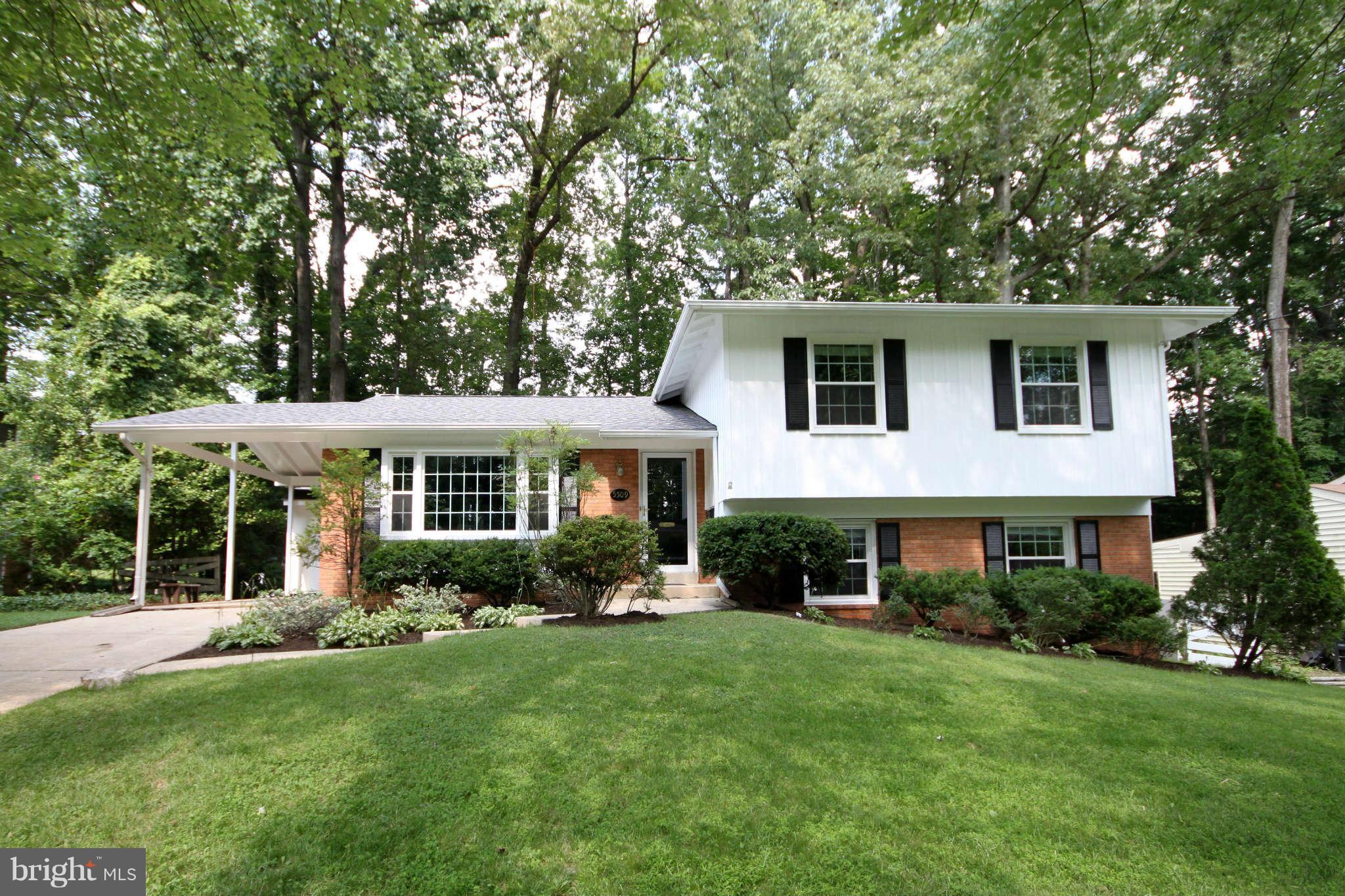 5509 Ravenel Lane Springfield, VA 22151 - Photo 1 of 30 Exterior Front