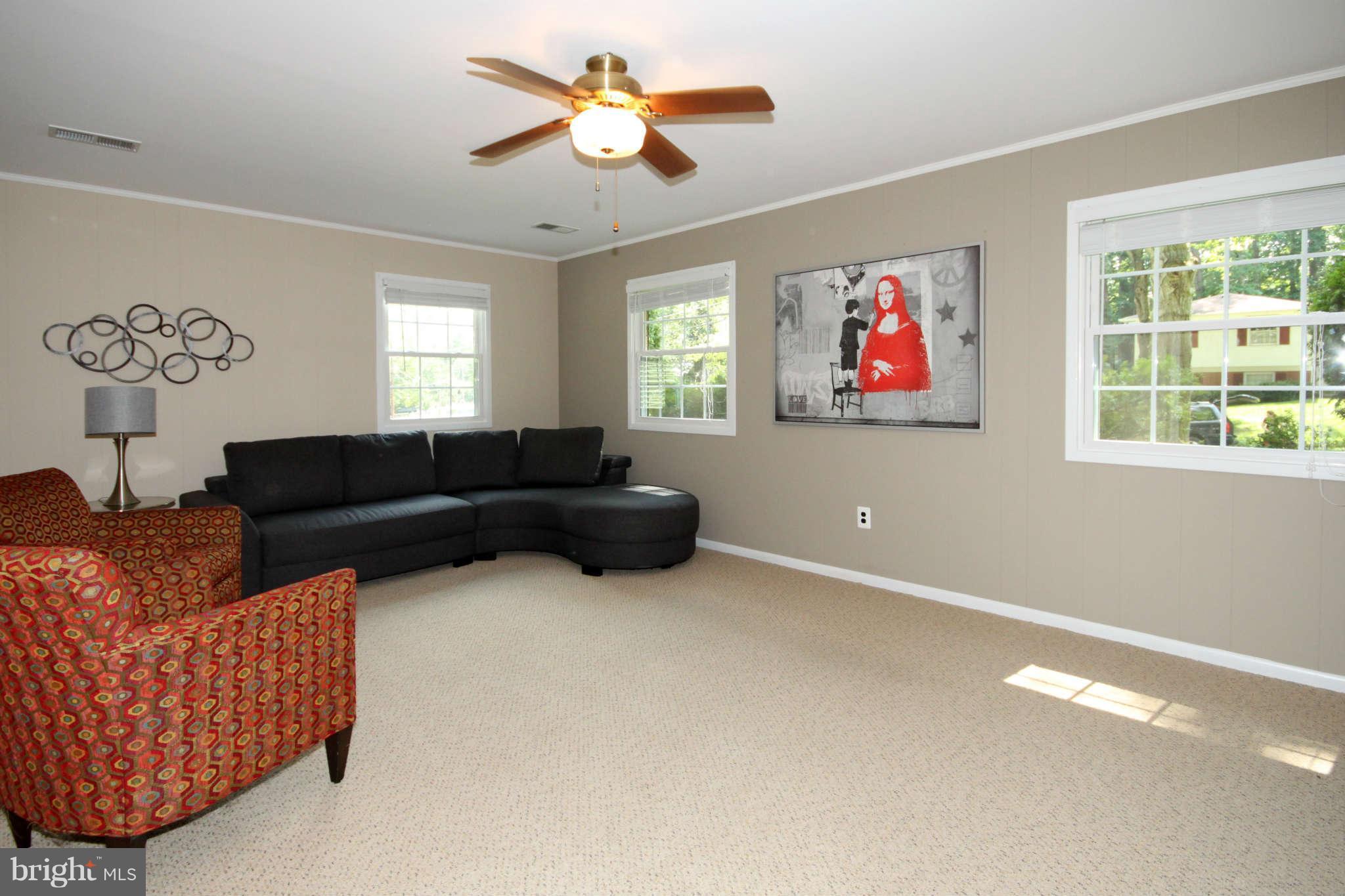 5509 Ravenel Lane Springfield, VA 22151 - Photo 22 of 30 Family Room