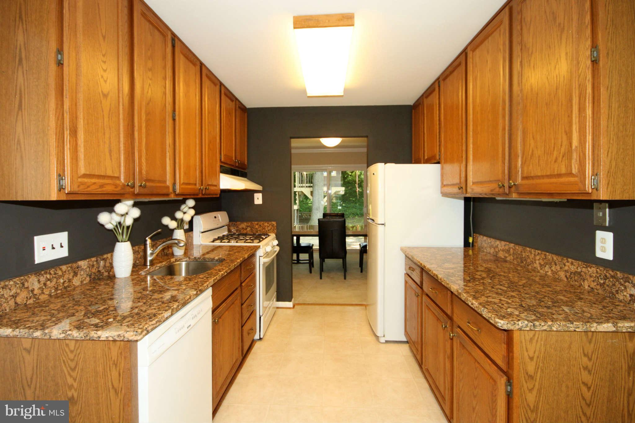 5509 Ravenel Lane Springfield, VA 22151 - Photo 9 of 30 Kitchen
