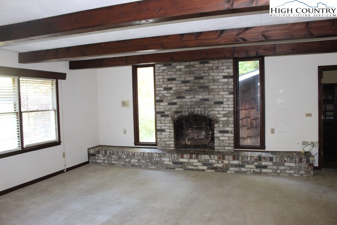 376 Don Adams Road Lansing, NC 28643 - Photo 3 of 15 Gallery Image 3