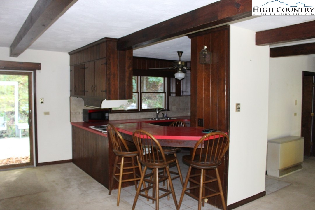 376 Don Adams Road Lansing, NC 28643 - Photo 5 of 15 Gallery Image 5