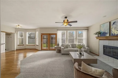 $420,000 | 15315 West 150th Street, Olathe, KS 66062