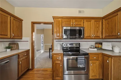 $420,000 | 15315 West 150th Street, Olathe, KS 66062