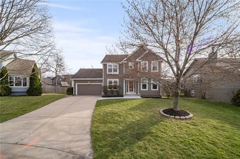 $420,000 | 15315 West 150th Street, Olathe, KS 66062