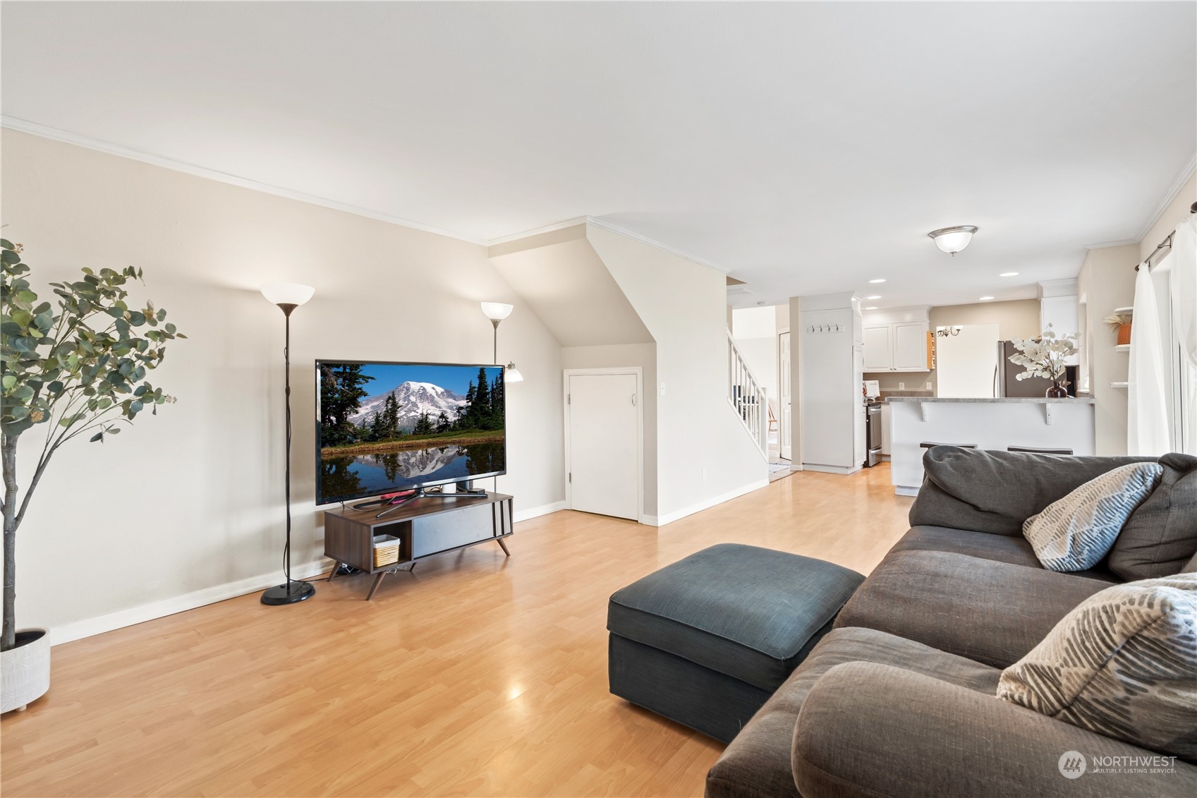 380 Randall Place Enumclaw, WA 98022 - Photo 9 of 38