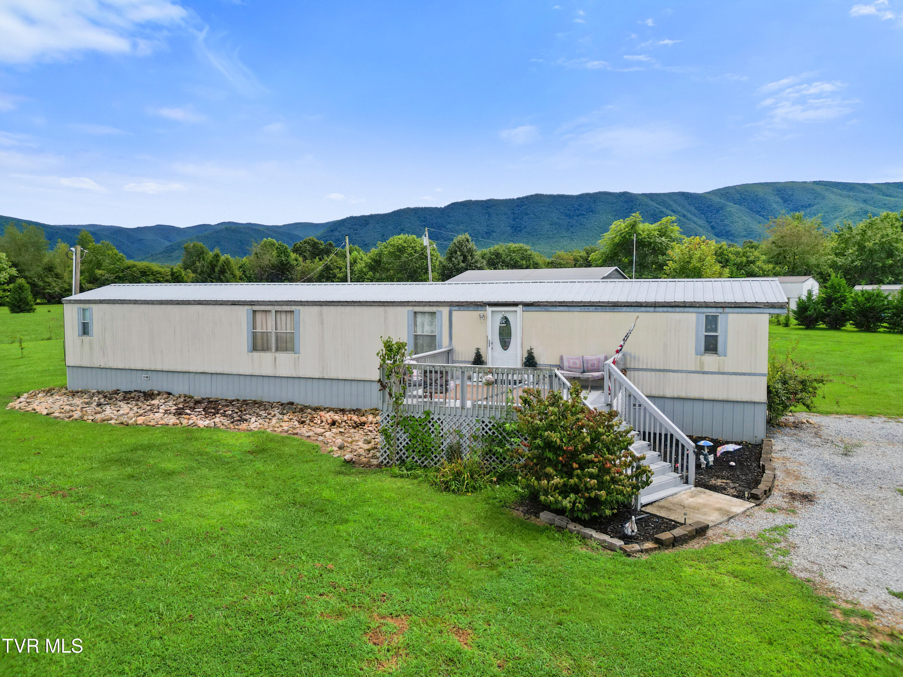 335 Rambo Road Greeneville, TN 37743 - Photo 1 of 27 Welcome Home