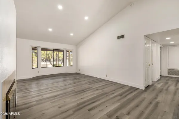 $2,450 | 7608 West McRae Way, Glendale, AZ 85308