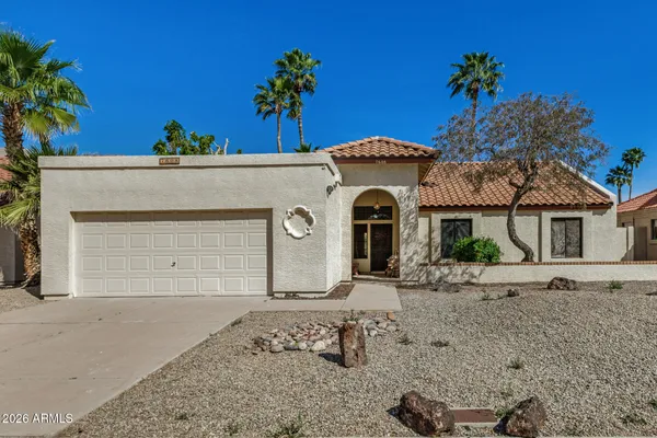 $2,450 | 7608 West McRae Way, Glendale, AZ 85308