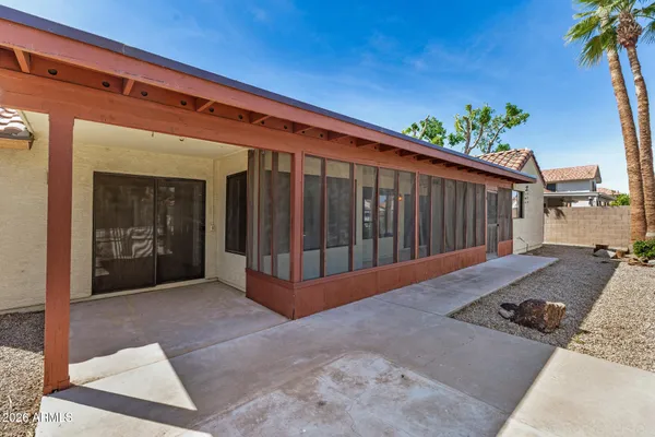 $2,450 | 7608 West McRae Way, Glendale, AZ 85308