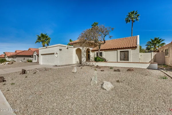 $2,450 | 7608 West McRae Way, Glendale, AZ 85308