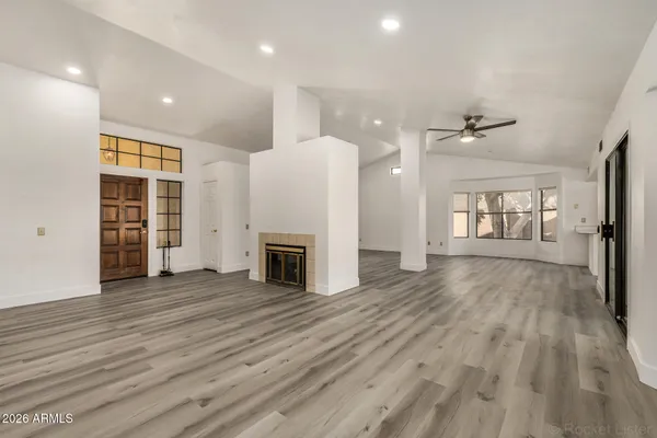$2,450 | 7608 West McRae Way, Glendale, AZ 85308