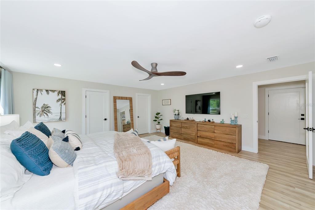 1208 Oak Hammock Road Sarasota, FL 34240 - Photo 52 of 83