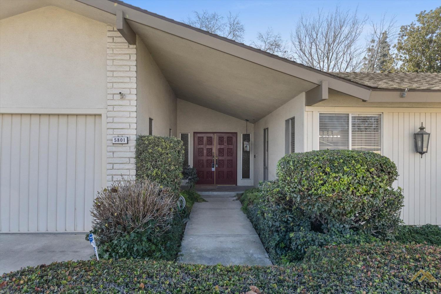 Undisclosed Address Bakersfield, CA 93309 - Photo 3 of 32