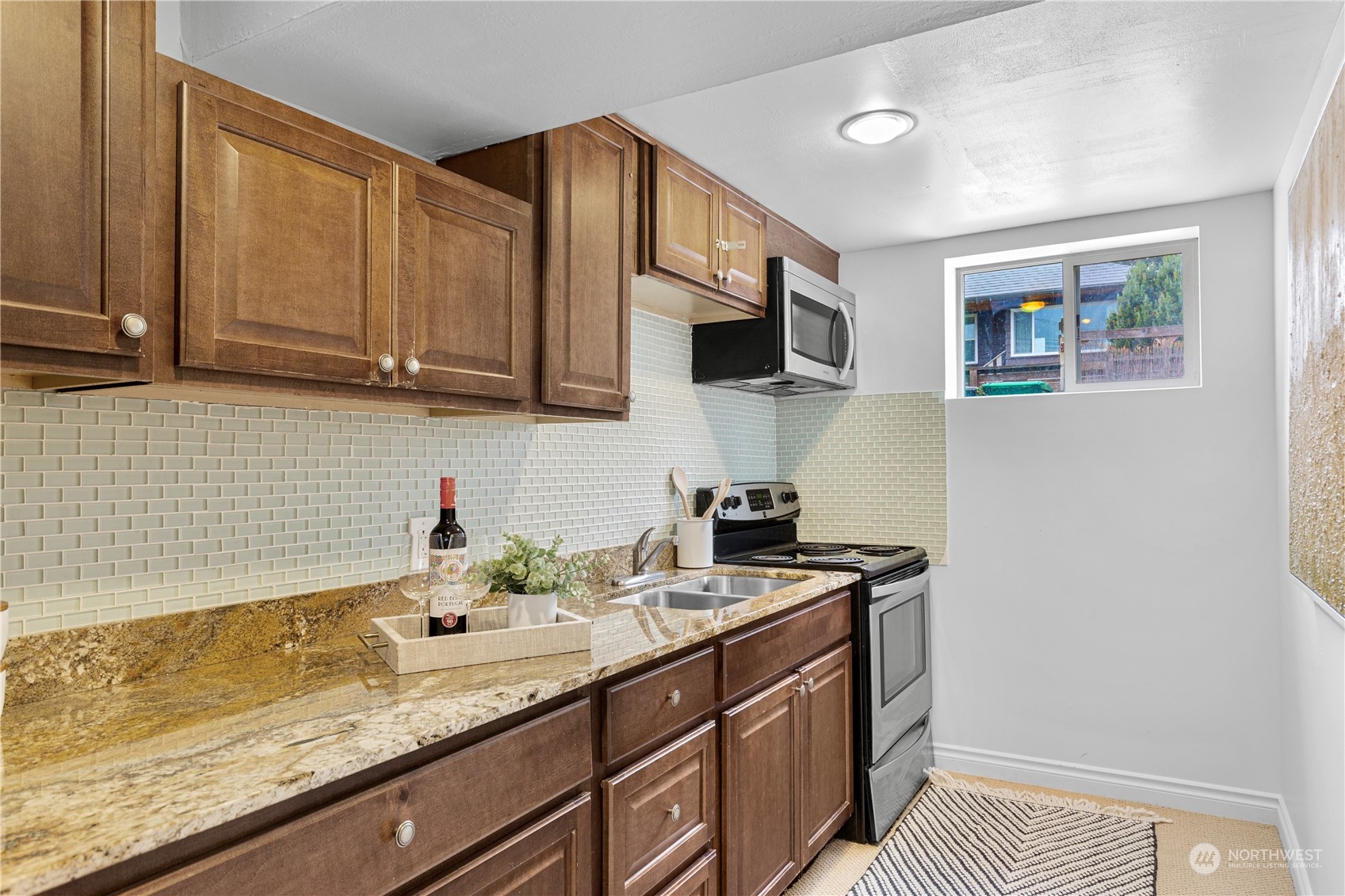 6675 Southwest Beveridge Place Seattle, WA 98136 - Photo 26 of 31 Gallery Image 26