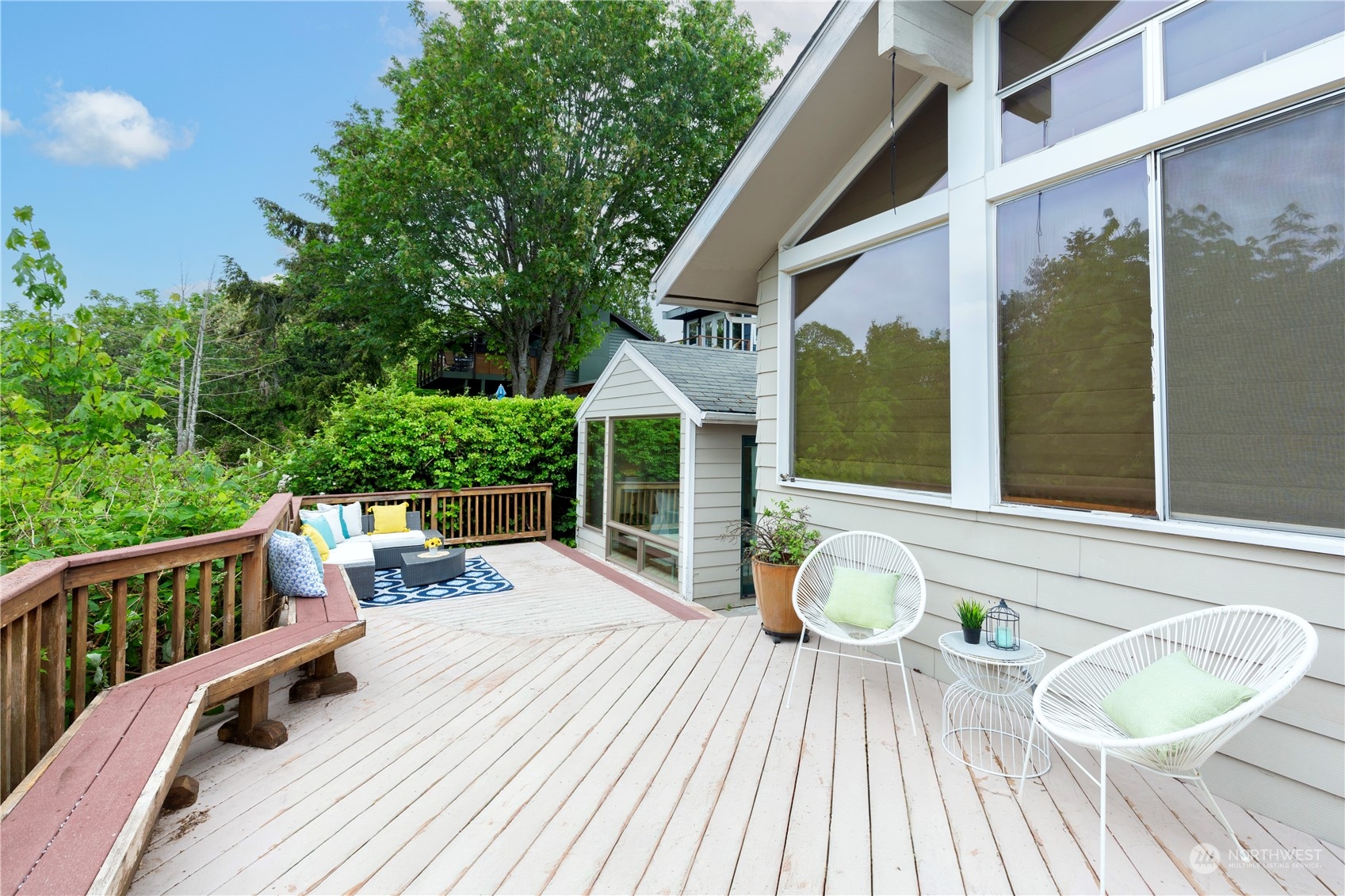 6675 Southwest Beveridge Place Seattle, WA 98136 - Photo 5 of 31 Gallery Image 5